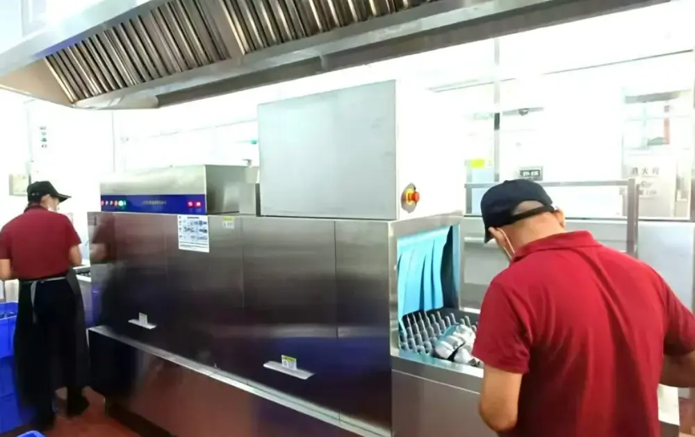 Exemplos comerciais de aplicação de lava -louças: usos essenciais em vários s...